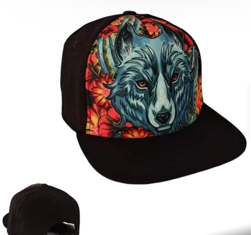 GORRA LOBO GRIS